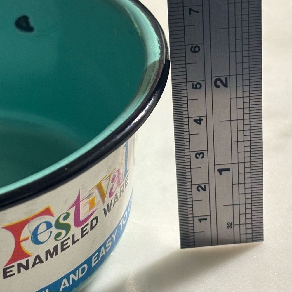 Adorable small vintage Festival Enameled Ware turquoise pot - Picture 7 of 7